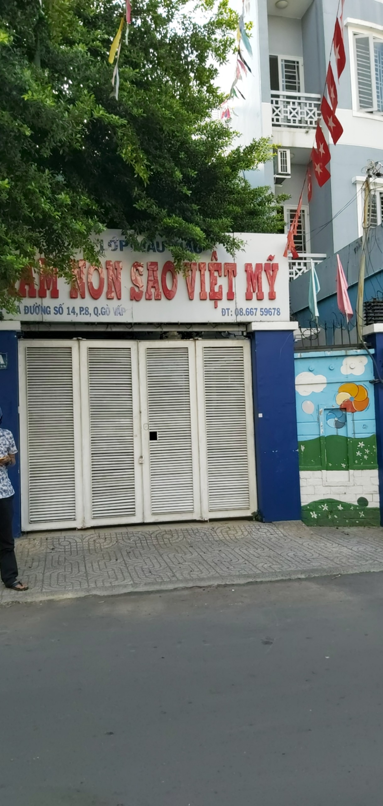 Cần bán gấp nhà đường số 14, P 8, Trung tâm quận Gò Vấp, HXH, 3 tầng lầu, 4 pn, giá rẻ nhất quận GV