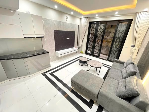 7 Tỉ 850 – ĐỘI CẤN, 10M RA MẶT PHỐ.