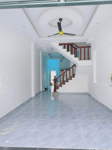 Bán Nhà Quận 12 Diện Tích Khủng.
