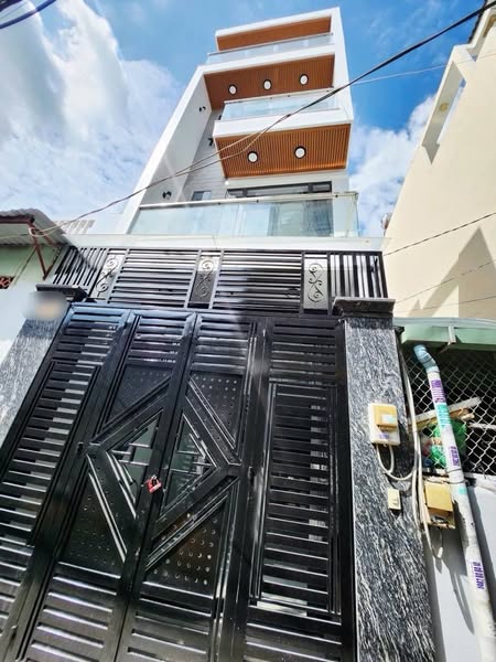 NHÀ 4 TẦNG KIÊN CỐ