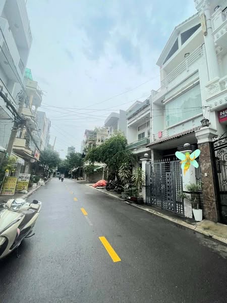 đường Tân Sơn Nhì – đường Nguyễn Thế Truyện