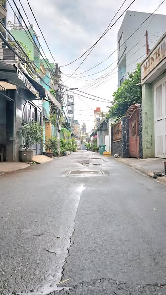 B.ÁN NH.À MT 3 T.ẦNG, Đ.ƯỜNG Đ.ÔNG HƯNG TH.UẬN, P. Đ.ÔNG HƯNG TH.UẬN, Q.12