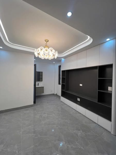 BÁN NHÀ 5 TẦNG MỚI ĐẸP – NGÕ 235 YÊN HÒA, CẦU GIẤY