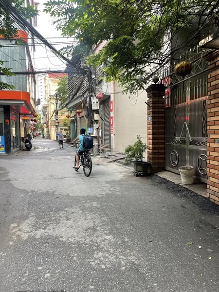 PHỐ LỤA- HÀ ĐÔNG- CĂN NHÀ XỊN