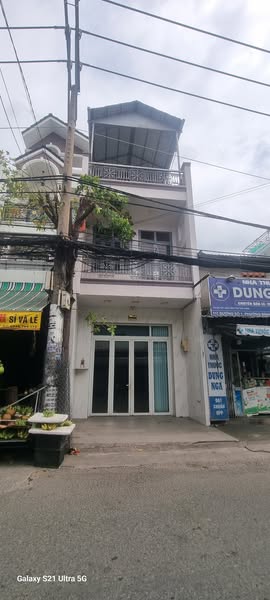 Mặt Tiền đường số 1 ngay cổng chợ Bình Long