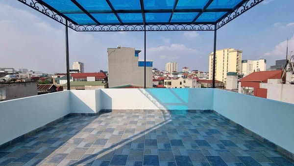 Lạc Long Quân thông Võ Chí Công DT 60m2