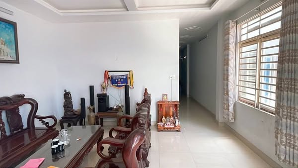 Huỳnh Tấn Phát – 4 tỷ