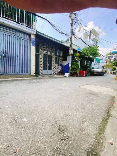 Bán gấp căn nhà 2/đường 234, xã Vĩnh Lộc A, huyện Bình Chánh