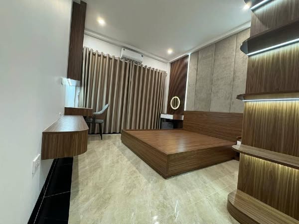 PHỐ LỤA- HÀ ĐÔNG- CĂN NHÀ XỊN