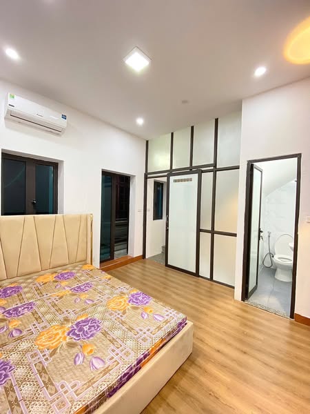 4 Tỉ 450 – HOÀN KIẾM, LÔ GÓC, SỔ RIÊNG.