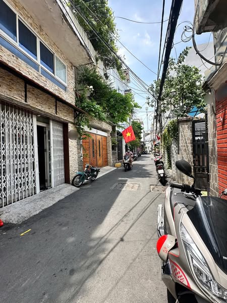 NGUYỄN BÁ TÒNG P11 TÂN BÌNH.