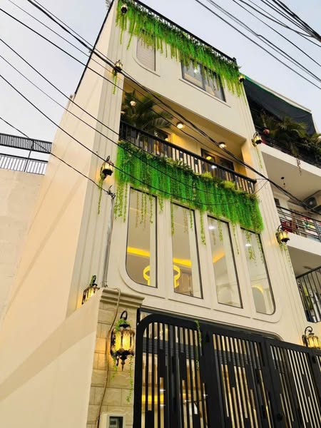 MẶT TIỀN NGUYỄN TƯ GIẢN.