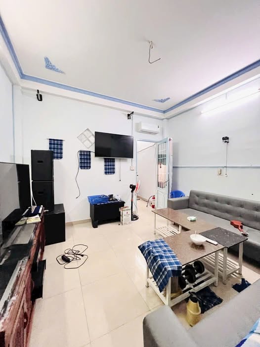 NHÀ NGON BỔ RẺ – XEM LẸ KHÁCH ƠIIII