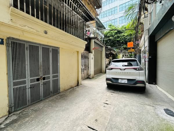 Linh Lang Ba Đình – 6.7 tỷ