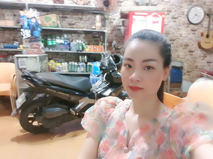HXT – 4 TẦNG LUNG LINH – TẶNG NỘI THẤT -4 PN – 6WC.