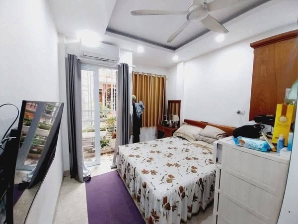 Nhà #HoàngHoaThám, 30m² x 5 tầng