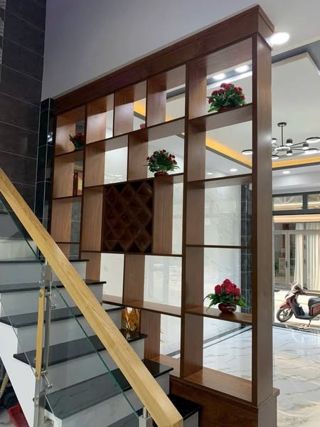 Bán nhà 4*14m đường nhựa 7m Ngay 26/3