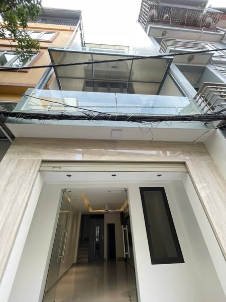 Hoàng Mai – Xây mới – Thang máy – 10m ra ôtô tránh.