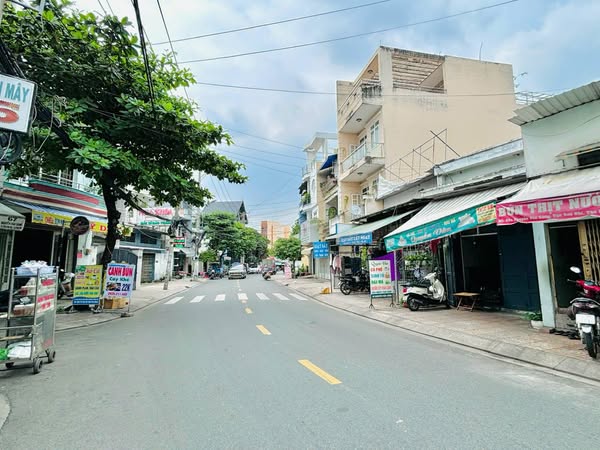 Chính chủ cần bán nhà MTKD Đường Nguyễn Văn Săng. Vị trí ngay Tân Sơn Nhì