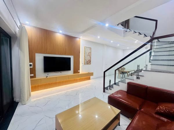 Cực rẻ – 60m2 – Ngõ 279 Đội Cấn – Mặt tiền 5m – Nhà đẹp – chỉ nhỉnh 8 tỷ.