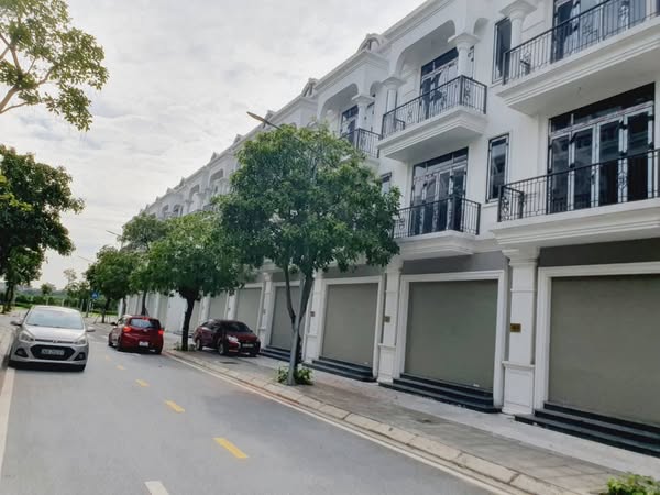 NHỈNH 10 tỷ SỞ HỮU NGAY SIÊU LIỀN KỀ KHU Calyxresidence 319 – ĐÔNG ANH