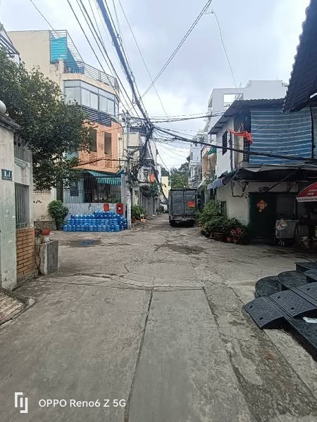 Bán nhà hẻm xe hơi đường Phan Đăng Lưu, Phường 3, Bình Thạnh.