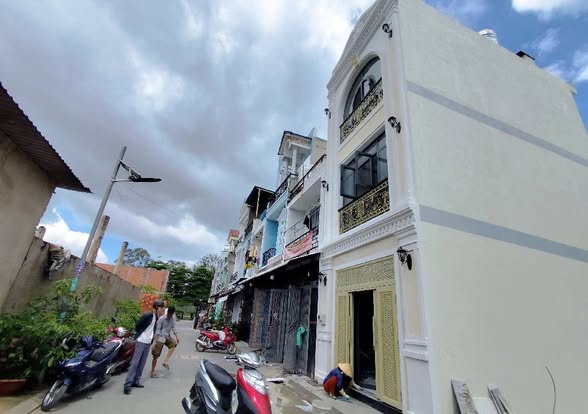 BÌNH TÂN – TỈNH LỘ 10 – HẺM 6M – NHÀ MỚI