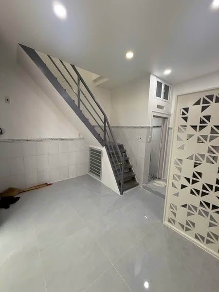 Bán Nhà Mới Quân 6-Hẻm Trước Nhà 5m Thông