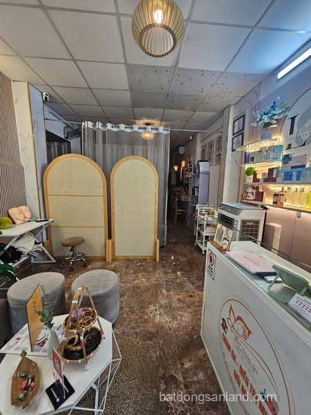 BÁN NHÀ MẶT TIỀN