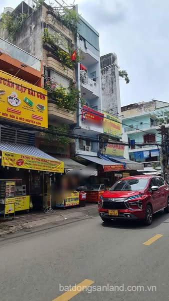 SIÊU PHẨM VỊ TRÍ ĐẮC ĐỊA TRUNG TÂM QUẬN 10 – GẦN NHƯ MẶT TIỀN CÁCH MT 3🏃‍♂️CHÂN NHƯNG GIÁ BẰNG HẺM Q10🚀 🔴Miêu tả vị trí: khu Bà Hạt – Nguyễn Tri Phương TT Q10