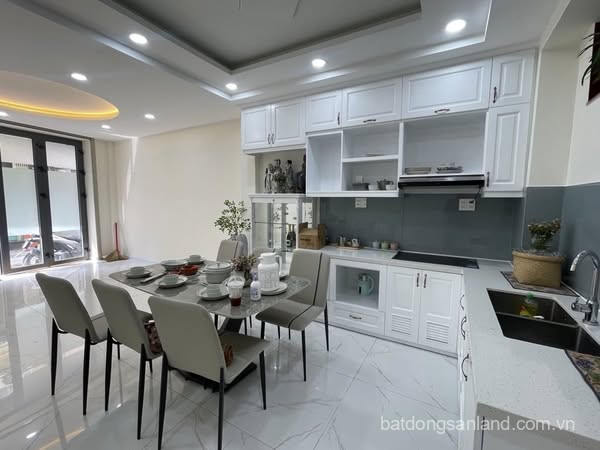 BÌNH THẠNH HẺM XE HƠI NƠ TRANG LONG 40M² – 5 TẦNG – FULL NỘI THẤT – SỔ ĐẸP – 10.6 TỶ