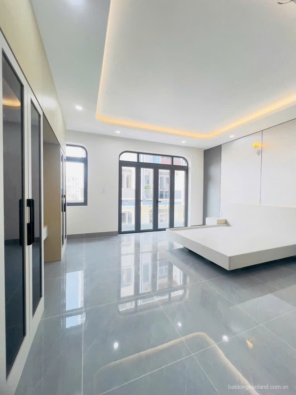 Nhà đồng bộ hẻm Bình Thành, KDC Vĩnh Lộc dt 75,6m2 3 lầu 5pn 6wc giá 7,5 tỷ