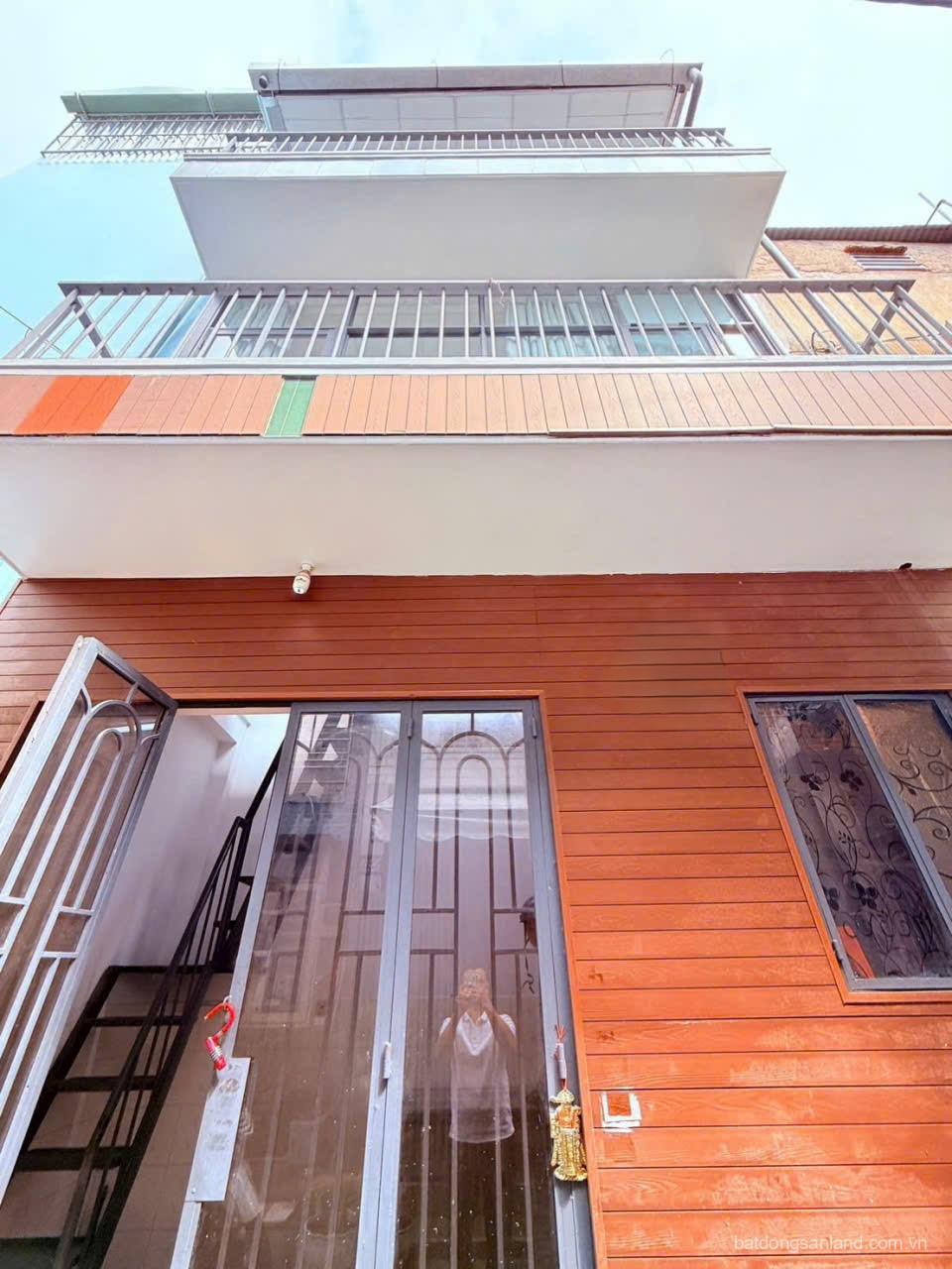 Bán nhà hẻm giá rẻ 2 xẹt Phạm Ngọc , Tân Quý, Tân Phú dt 10,1m2 1 lầu 2pn 2wc giá 1,95 tỷ