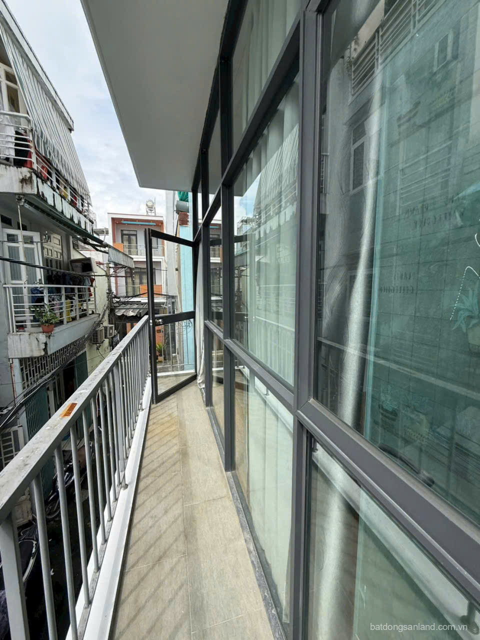 Bán nhà hẻm giá rẻ 2 xẹt Phạm Ngọc , Tân Quý, Tân Phú dt 10,1m2 1 lầu 2pn 2wc giá 1,95 tỷ