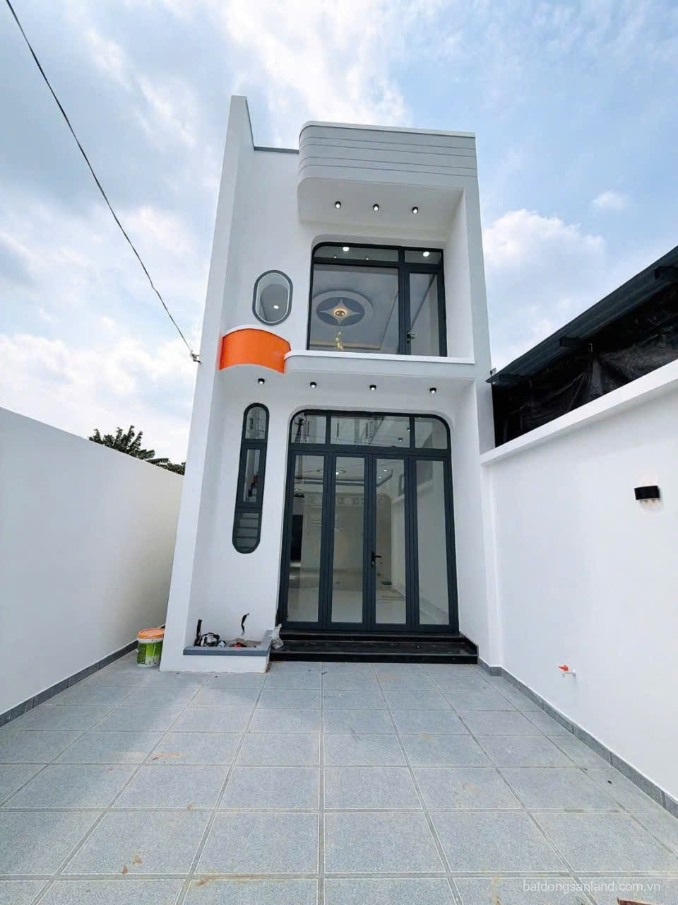 Bán nhà mới xây mt Lộc Trung, Mỹ Lộc dt 100m2 , 1 lửng 3pn,2wc giá 2,69 tỷ