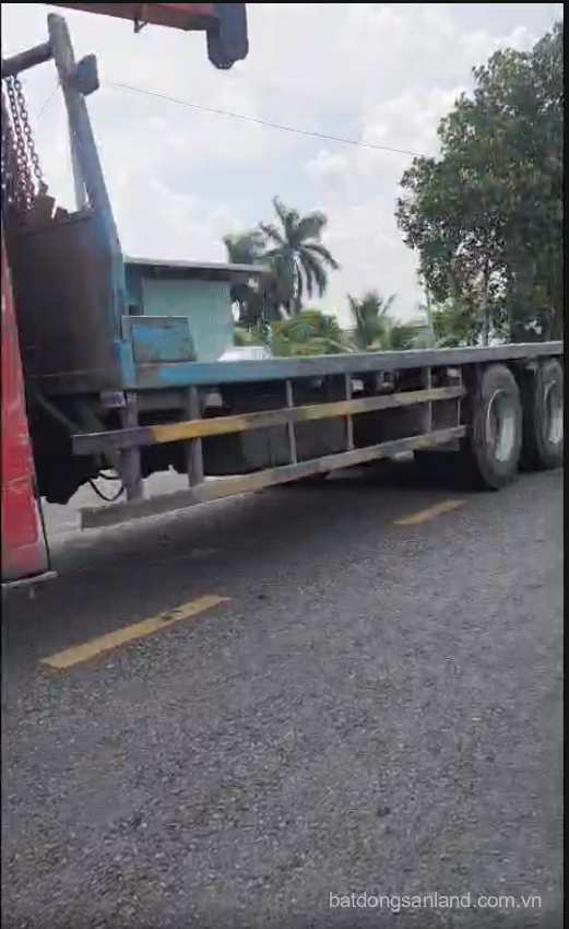 Bán kho mt ĐT 816 , xã Thạnh Lợi , Bến Lức dt 1300m2 ( dtxd 450m2 ) giá 7 tỷ