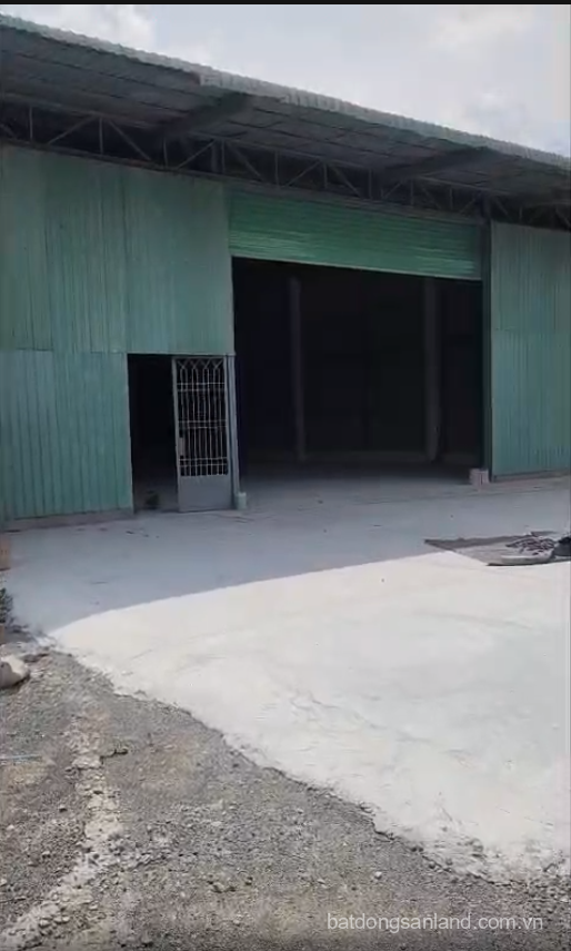 Bán kho mt ĐT 816 , xã Thạnh Lợi , Bến Lức dt 1300m2 ( dtxd 450m2 ) giá 7 tỷ
