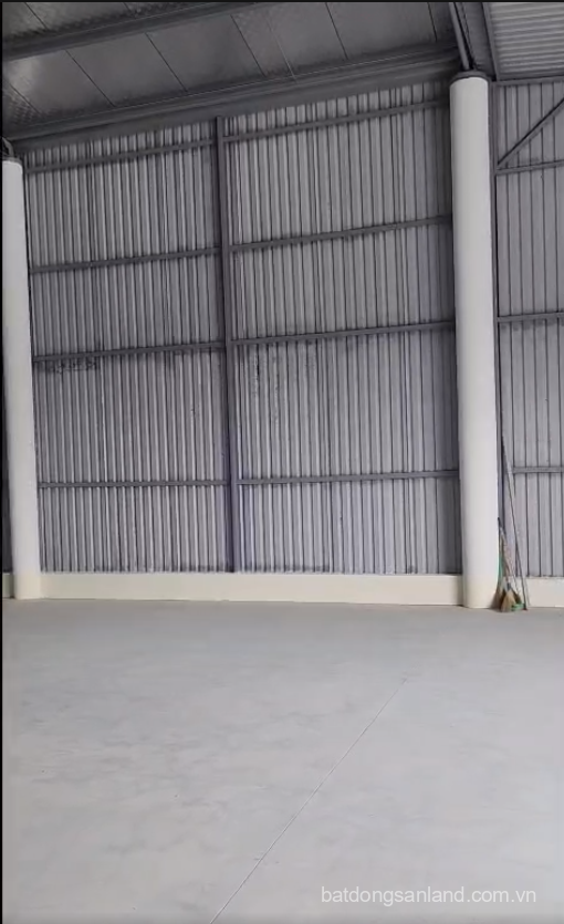 Bán kho mt ĐT 816 , xã Thạnh Lợi , Bến Lức dt 1300m2 ( dtxd 450m2 ) giá 7 tỷ